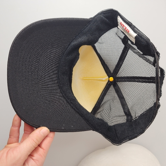 Marvel Deadpool Trucker Hat Adjustable One Size Fits Most - Picture 2 of 7